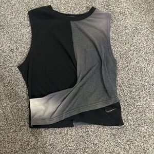 Nike Women's Black and Gray Muscle Tee